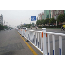 南宁市市政道路护栏工程